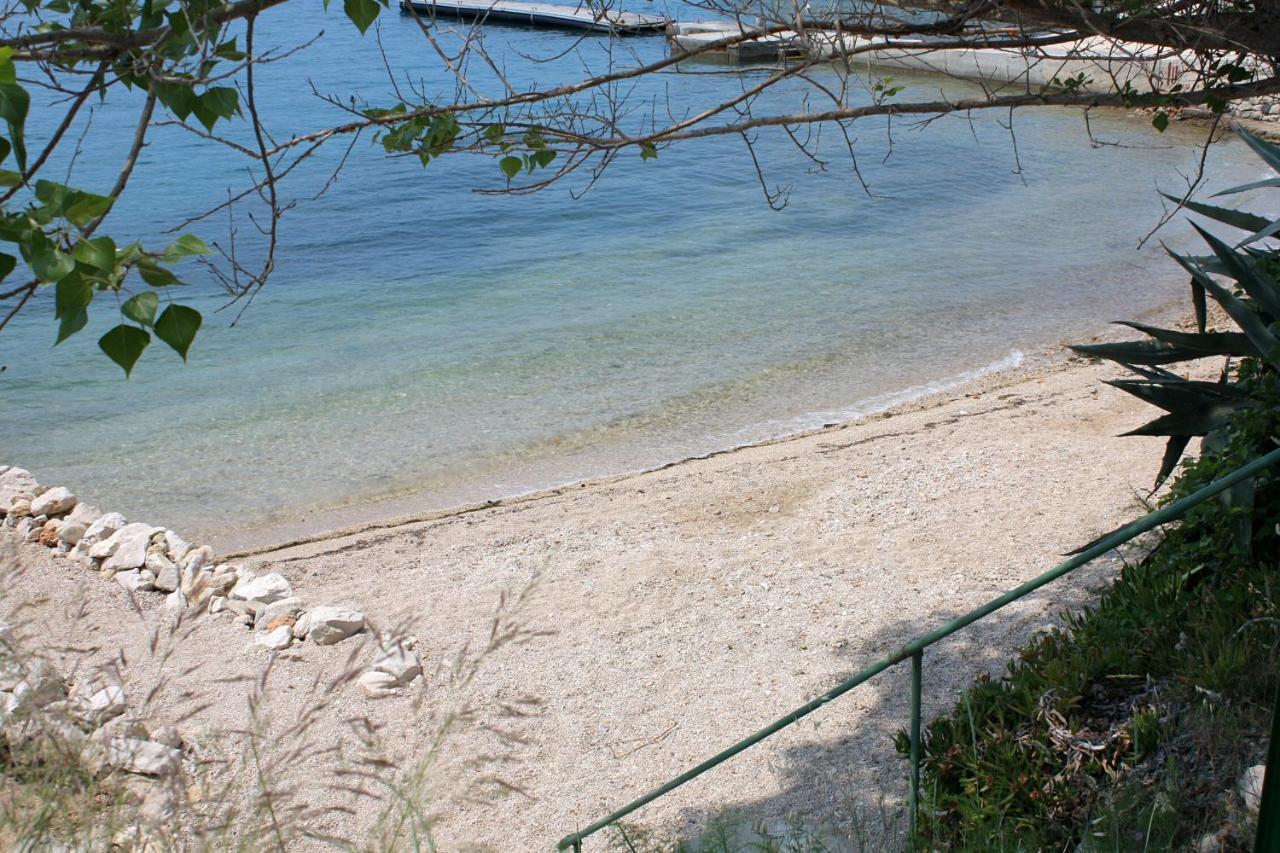 Apartments And Rooms By The Sea Supetarska Draga - Gornja, Rab - 11579 Exterior photo