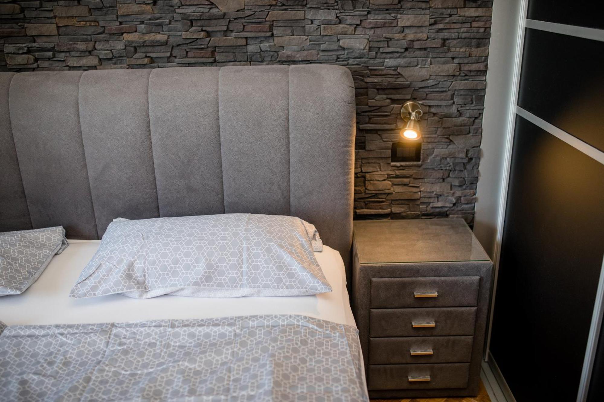 Apartments And Rooms By The Sea Supetarska Draga - Gornja, Rab - 11579 Room photo